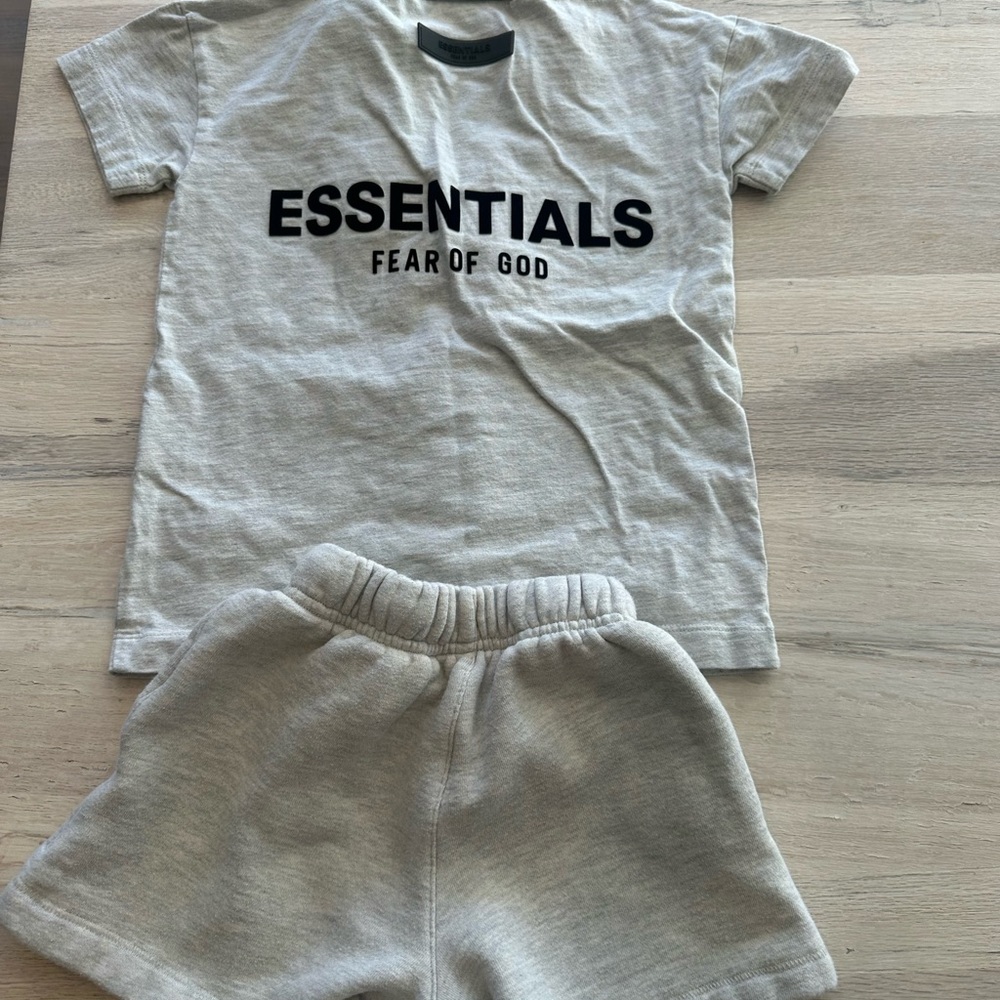 Essentials Fear of god set